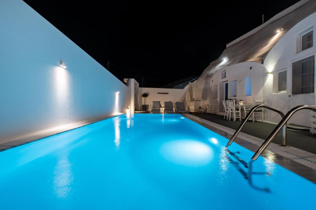 Cally Cave House Фира Екстериор снимка