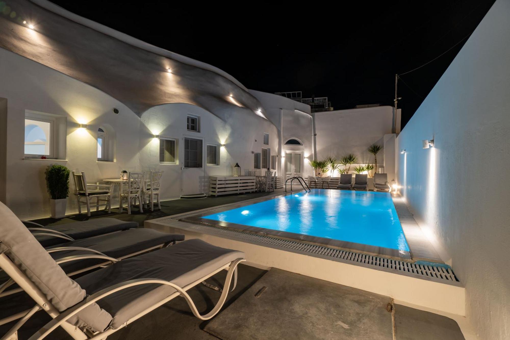 Cally Cave House Фира Екстериор снимка