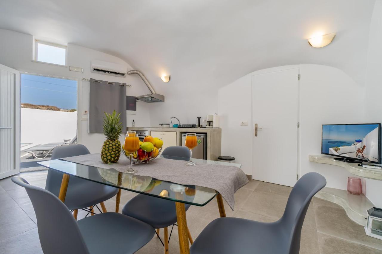 Cally Cave House Фира Екстериор снимка