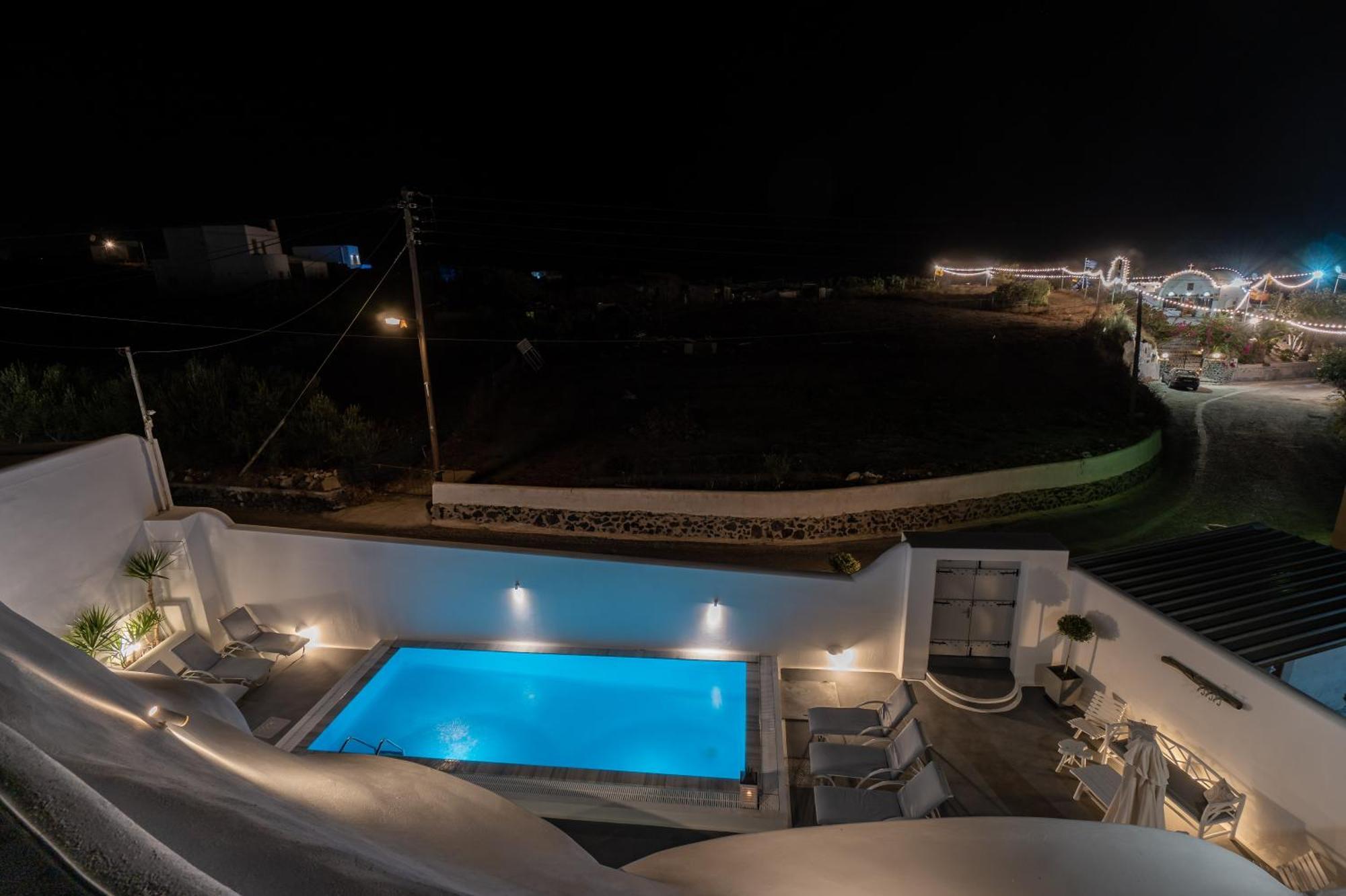 Cally Cave House Фира Екстериор снимка